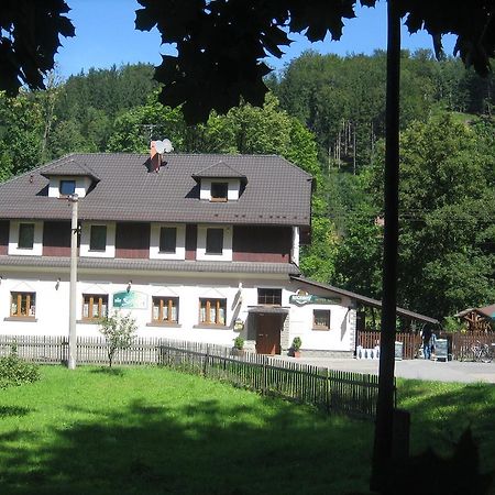 Hotel Saentis Komorní Lhotka Екстериор снимка