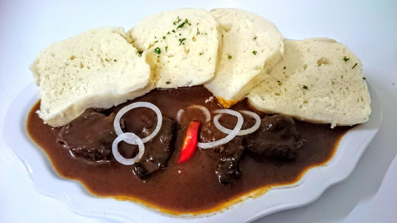Hotel Saentis Komorní Lhotka Екстериор снимка